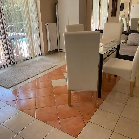 Apartmán Liliana Apartman *